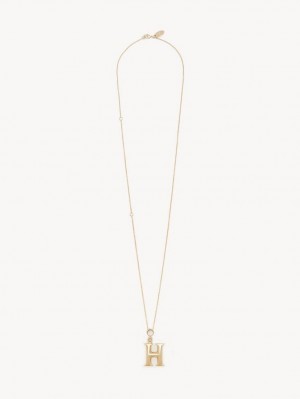 Collares Chloe Alphabet With Pendant Doradas | CHE-SR14348