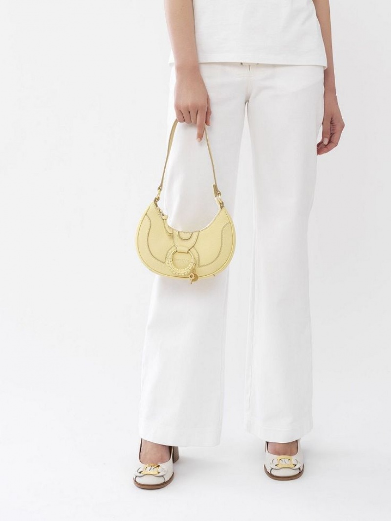 Bolsa De Hombro Chloe Hana Half Moon Amarillo | CHE-SR14661