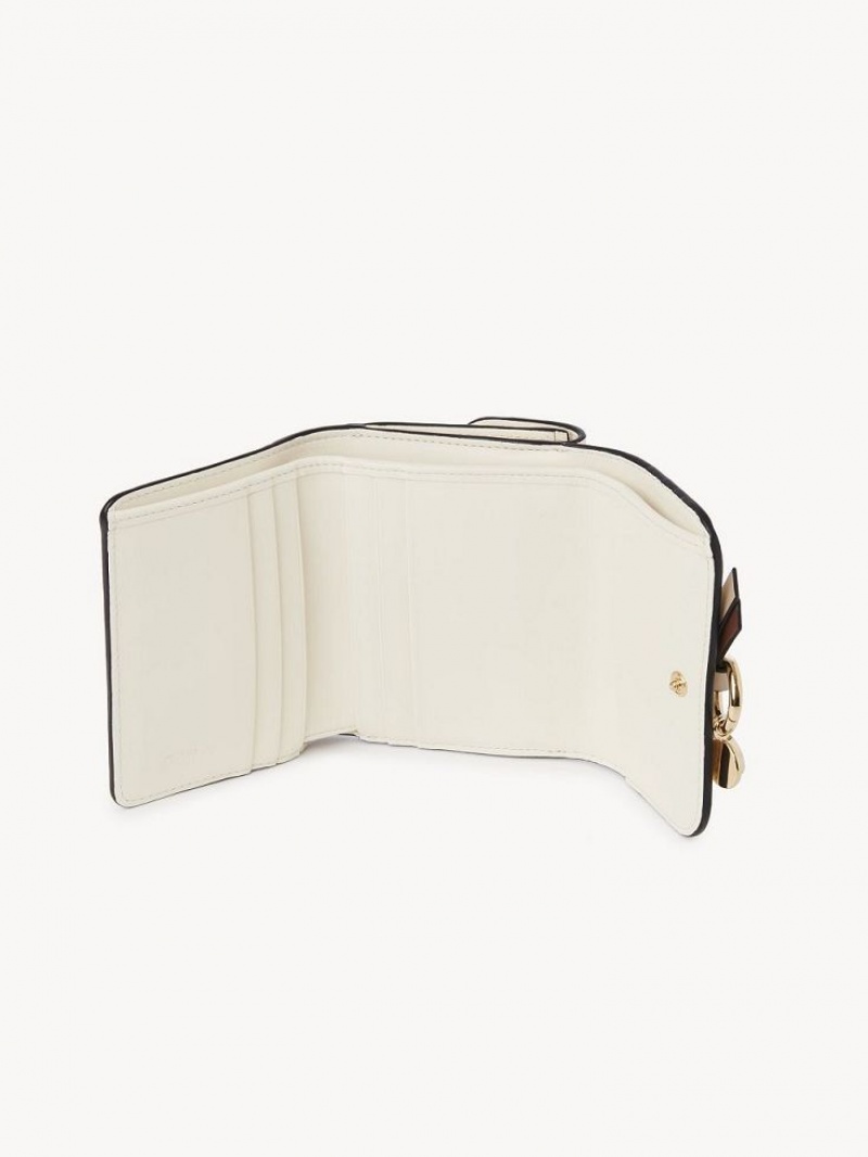 Carteras Pequeñas Chloe Alphabet Small Tri-fold Blancas | CHE-SR14288