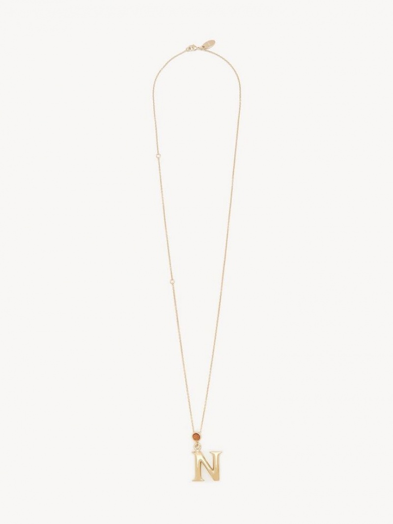 Collares Chloe Alphabet With Pendant Doradas | CHE-SR14342