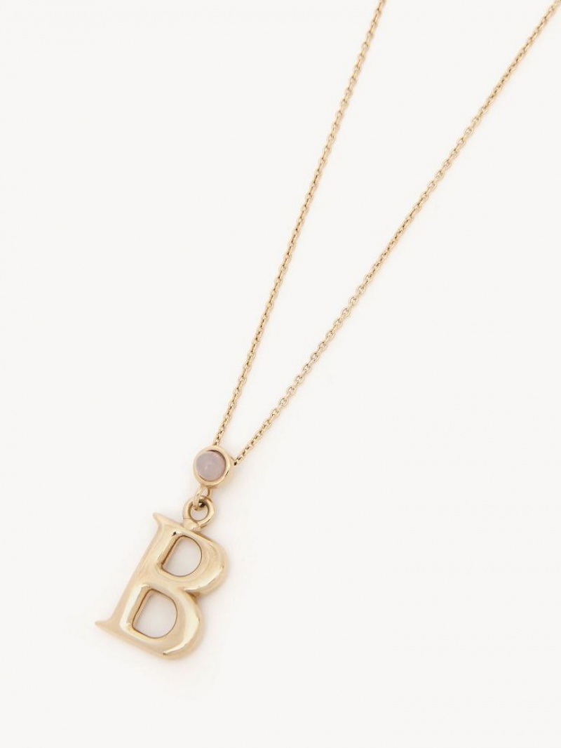 Collares Chloe Alphabet With Pendant Doradas | CHE-SR14422